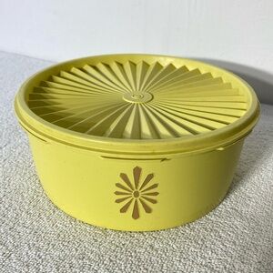 Vintage Tupperware Servalier Sunburst Yellow Stacking Canister W Lid 1204-9